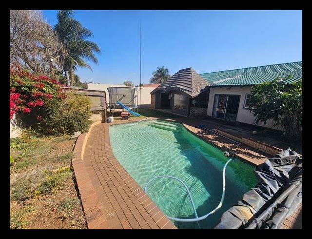 3 BEDROOM HOUSE FOR SALE IN HURLYVALE